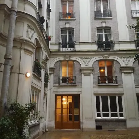 Classical Meets Modern Luxury City Centre *